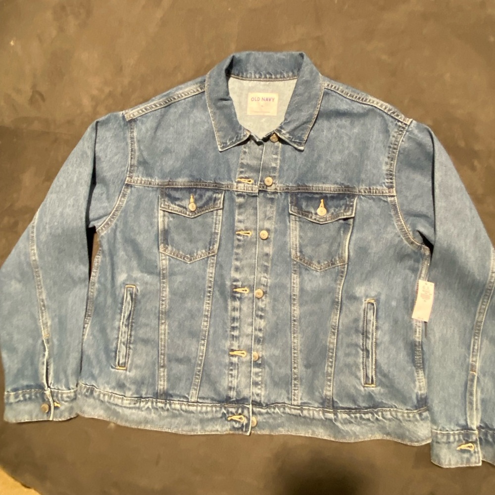 Old Navy Women’s Medium Wash Denim Jacket